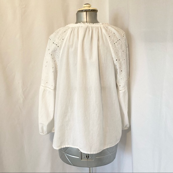 Old Navy Eyelet Detailed Blouse XL - Picture 3 of 6